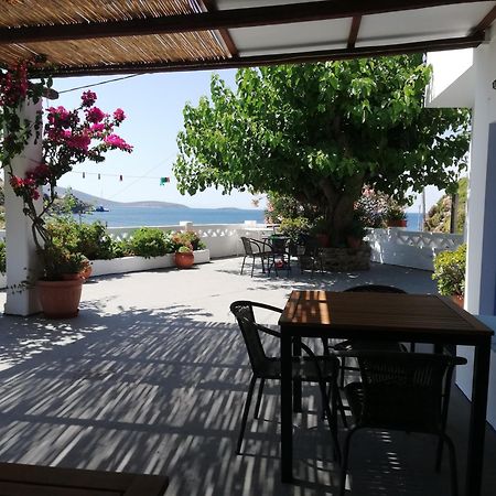 AcherounesBlue House公寓式酒店 外观 照片